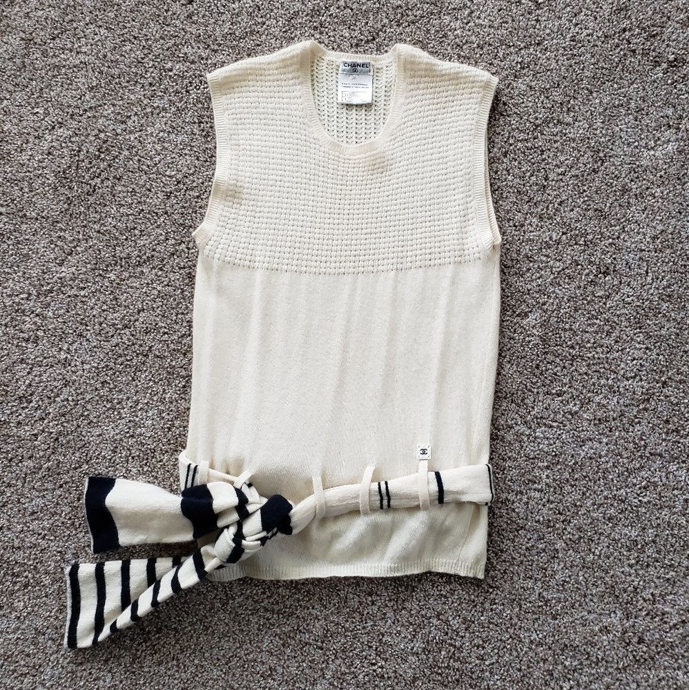 CHANEL Cashmere Cream Top w/ Matching Waist Tie